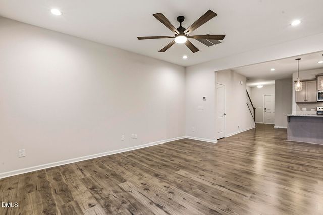 156 Willow Green Drive, Clayton, NC 27527