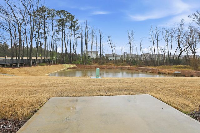 156 Willow Green Drive, Clayton, NC 27527