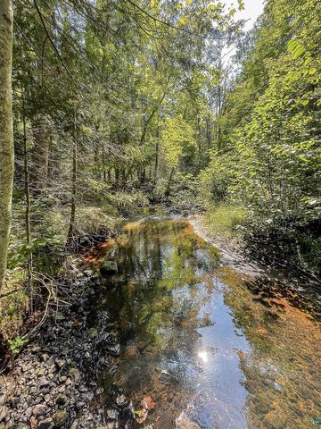 5190 Koenen Rd, South Range, WI 54874