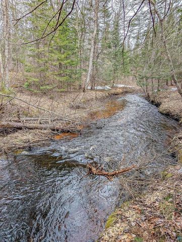 5190 Koenen Rd, South Range, WI 54874
