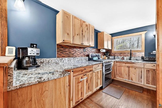5190 Koenen Rd, South Range, WI 54874