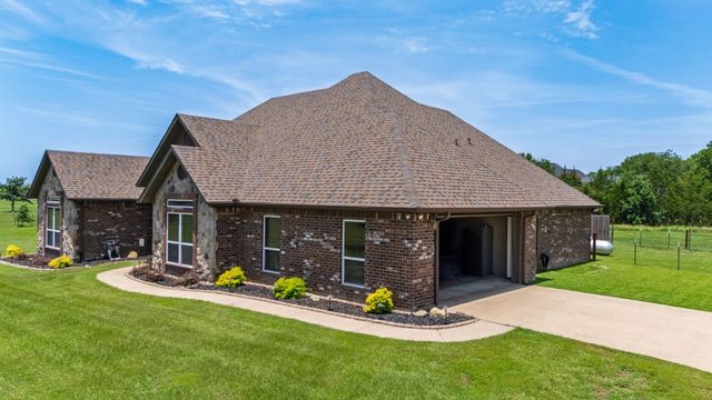 105 Holly Drive, Cooper, TX 75432
