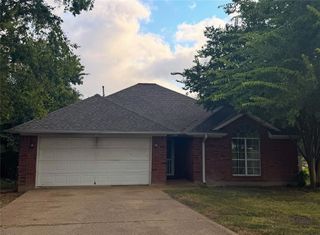 1809 Richmond Avenue, Bryan, TX 77802