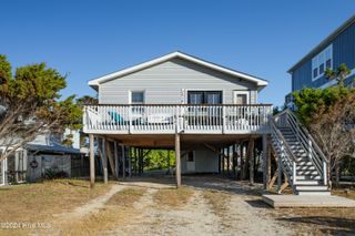 3016 W Beach Drive, Oak Island, NC 28465