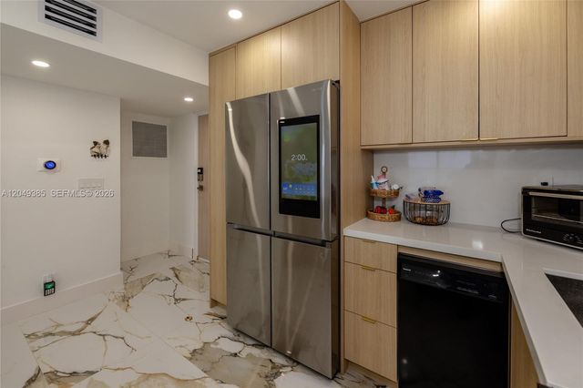 400 N Surf 1002 1002, Hollywood, FL 33019