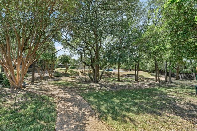 1015 E Yager LN 196, Austin, TX 78753