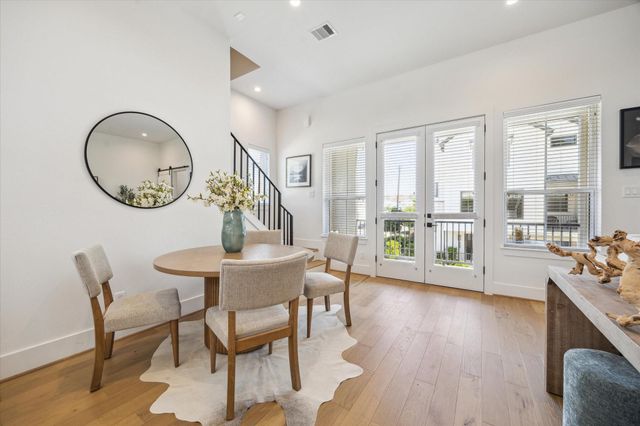 2216 Dennis Street, Houston, TX 77004