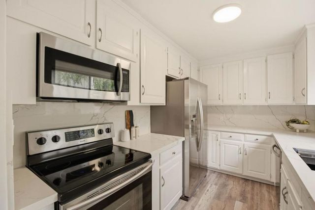 600 Pennsylvania Avenue 1, Los Gatos, CA 95030