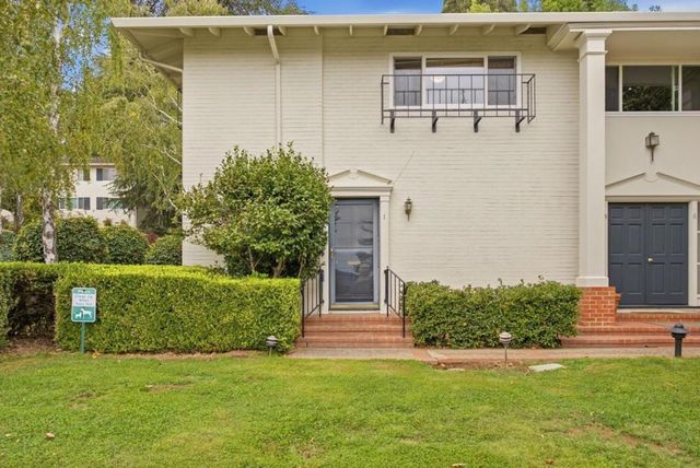 600 Pennsylvania Avenue 1, Los Gatos, CA 95030