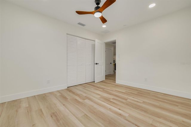 1673 CAMBRIDGE DRIVE, Clearwater, FL 33756