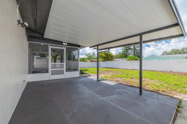 1673 CAMBRIDGE DRIVE, Clearwater, FL 33756