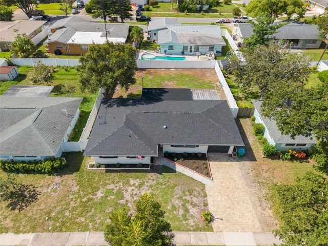 1673 CAMBRIDGE DRIVE, Clearwater, FL 33756