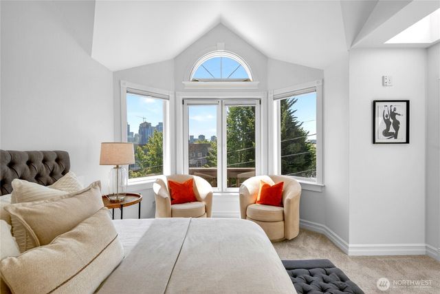 402 Aloha Street, Seattle, WA 98109