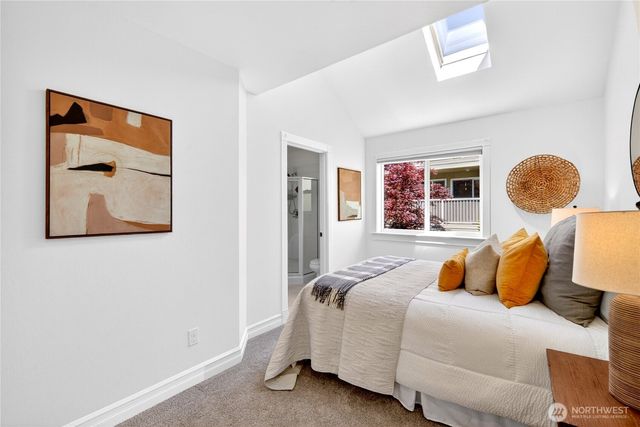 402 Aloha Street, Seattle, WA 98109