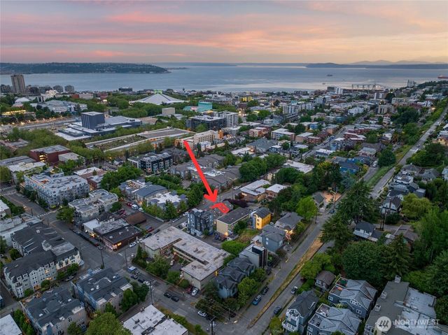 402 Aloha Street, Seattle, WA 98109