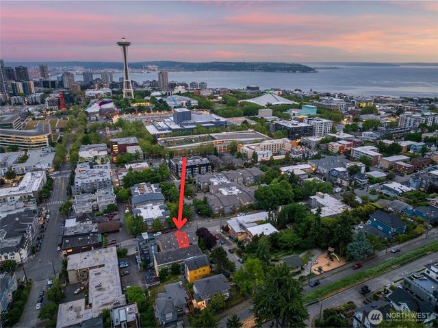 402 Aloha Street, Seattle, WA 98109