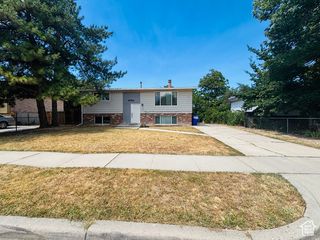 4584 S KNIGHTSBRIDGE RD, Taylorsville, UT 84129