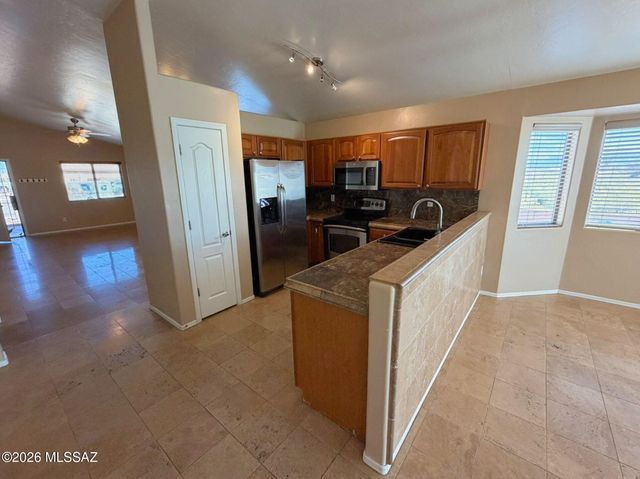 2339 W Dillon Road, Tucson, AZ 85745