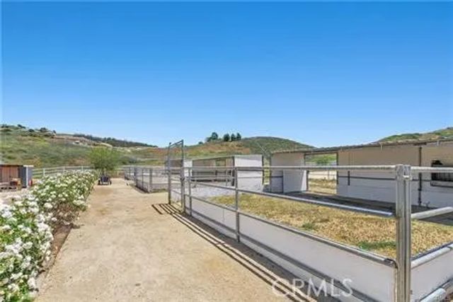 36475 Avenida La Cresta, Murrieta, CA 92562