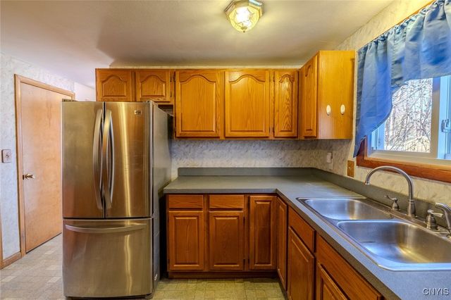 114 Bel Air Dr Drive, Cicero, NY 13215