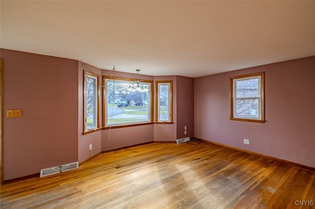 114 Bel Air Dr Drive, Cicero, NY 13215