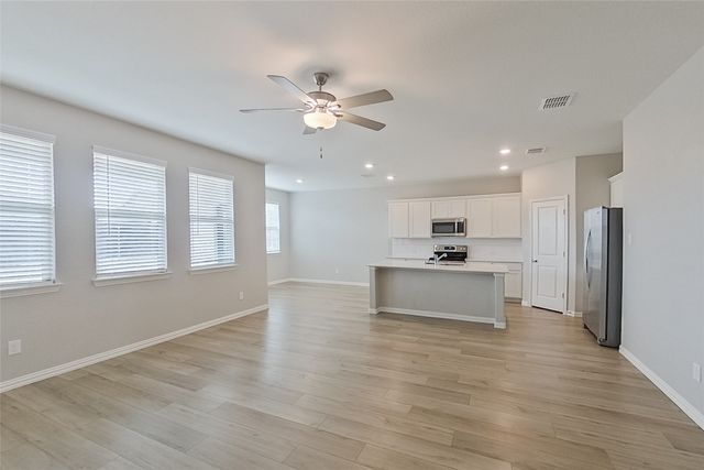 260 Jenkinson Drive, Fate, TX 75189