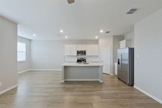 260 Jenkinson Drive, Fate, TX 75189