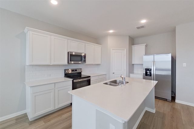 260 Jenkinson Drive, Fate, TX 75189