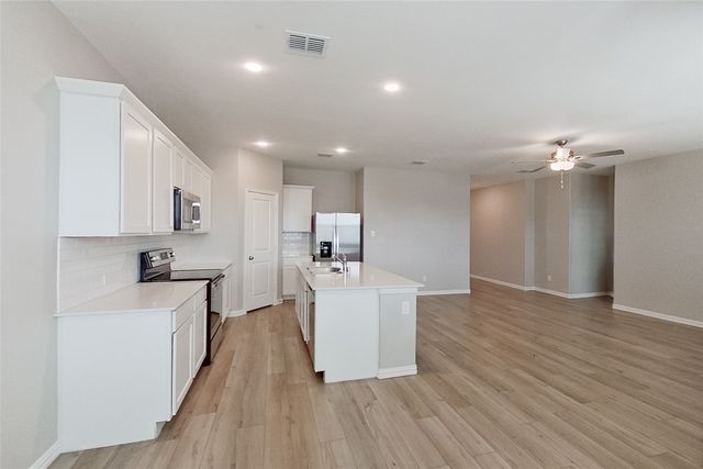 260 Jenkinson Drive, Fate, TX 75189