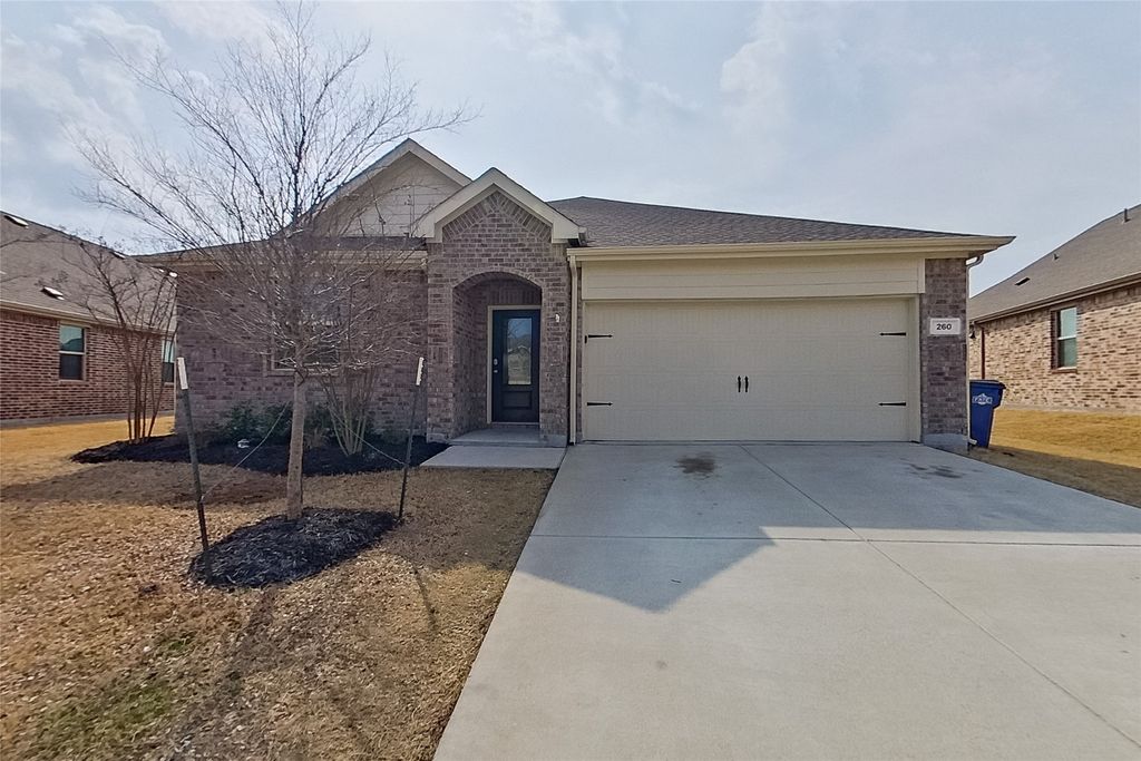 260 Jenkinson Drive, Fate, TX 75189