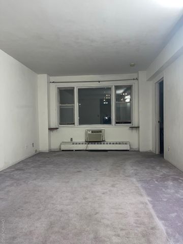 89-15 Parsons Blvd 6D, Jamaica, NY 11432