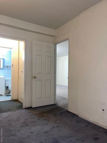 89-15 Parsons Blvd 6D, Jamaica, NY 11432