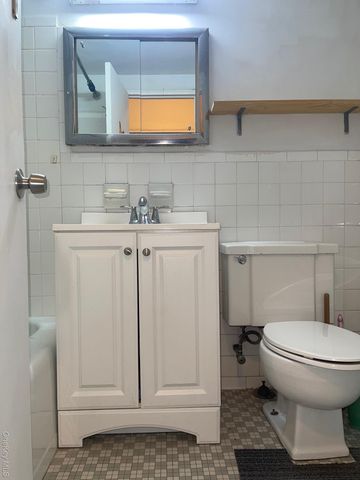 89-15 Parsons Blvd 6D, Jamaica, NY 11432