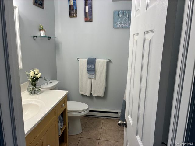 34 Beach Street, West Islip, NY 11795