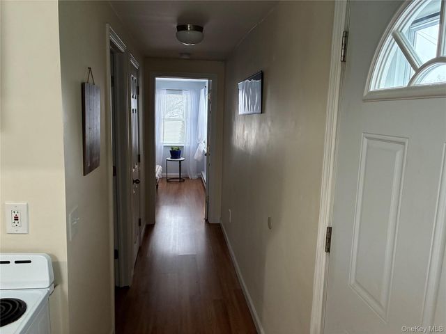 34 Beach Street, West Islip, NY 11795