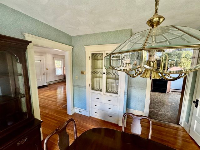25 Hummock Road, Quincy, MA 02171