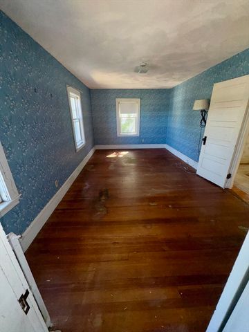 25 Hummock Road, Quincy, MA 02171