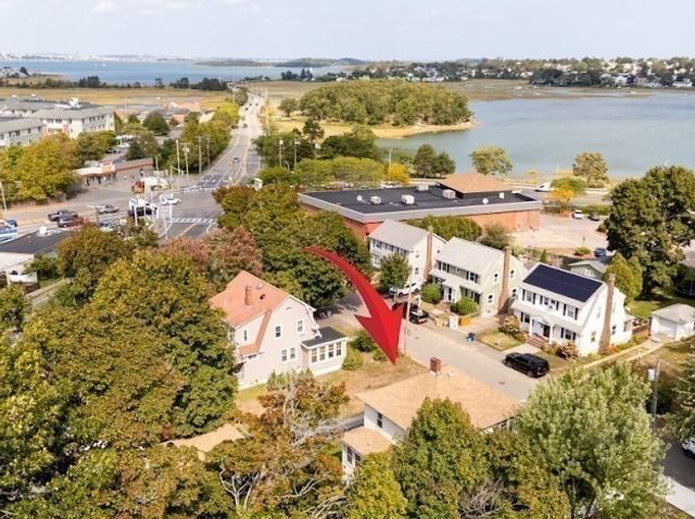 25 Hummock Road, Quincy, MA 02171