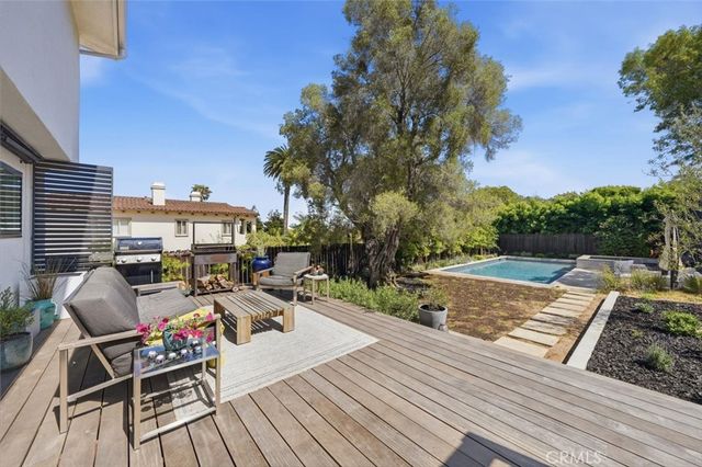 1720 Voorhees, Manhattan Beach, CA 90266