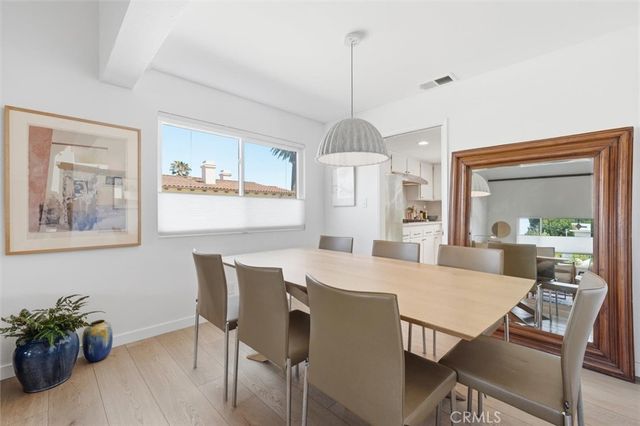 1720 Voorhees, Manhattan Beach, CA 90266