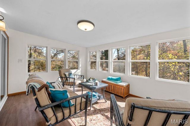 9775 Dogwood Drive, Bartelso, IL 62218