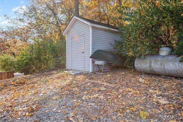 9775 Dogwood Drive, Bartelso, IL 62218