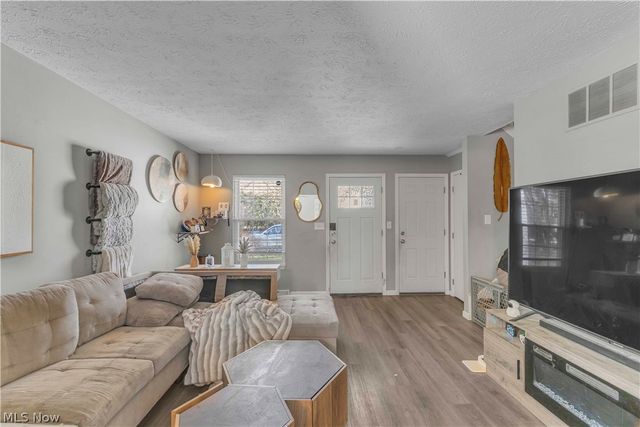 38145 French Creek Road, Avon, OH 44011