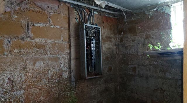 1421 Elder Avenue, Akron, OH 44301