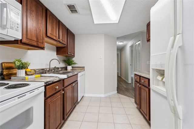 133 SABAL COURT G, Oldsmar, FL 34677