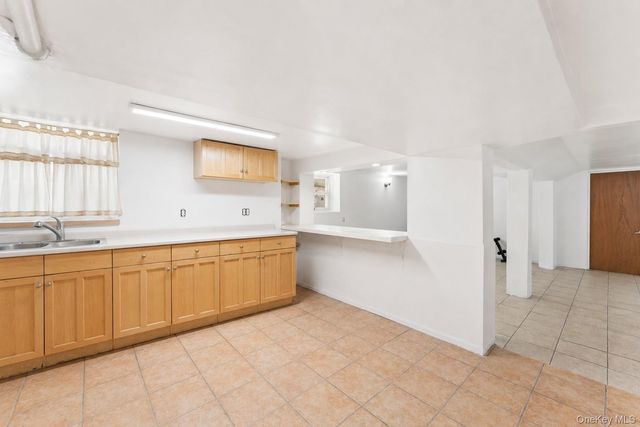 2020 Continental Avenue, Bronx, NY 10461