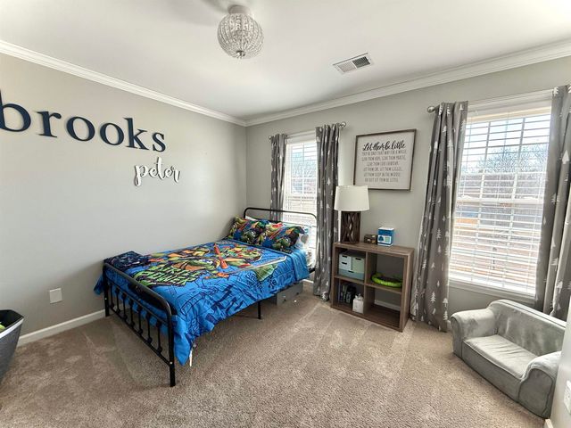 636 SYDNEY BENDER LN, Collierville, TN 38017