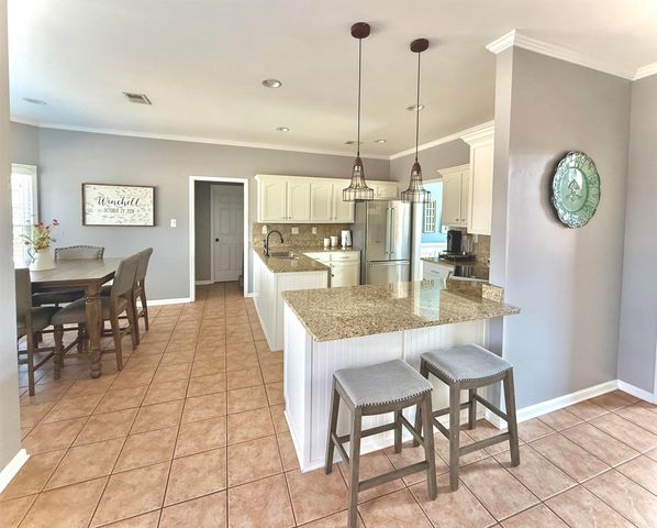 636 SYDNEY BENDER LN, Collierville, TN 38017