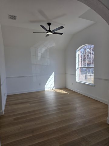 10013 Daly Drive, Fort Worth, TX 76053