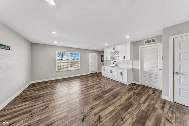 6988 Sunstone Place, Carmel, IN 46033